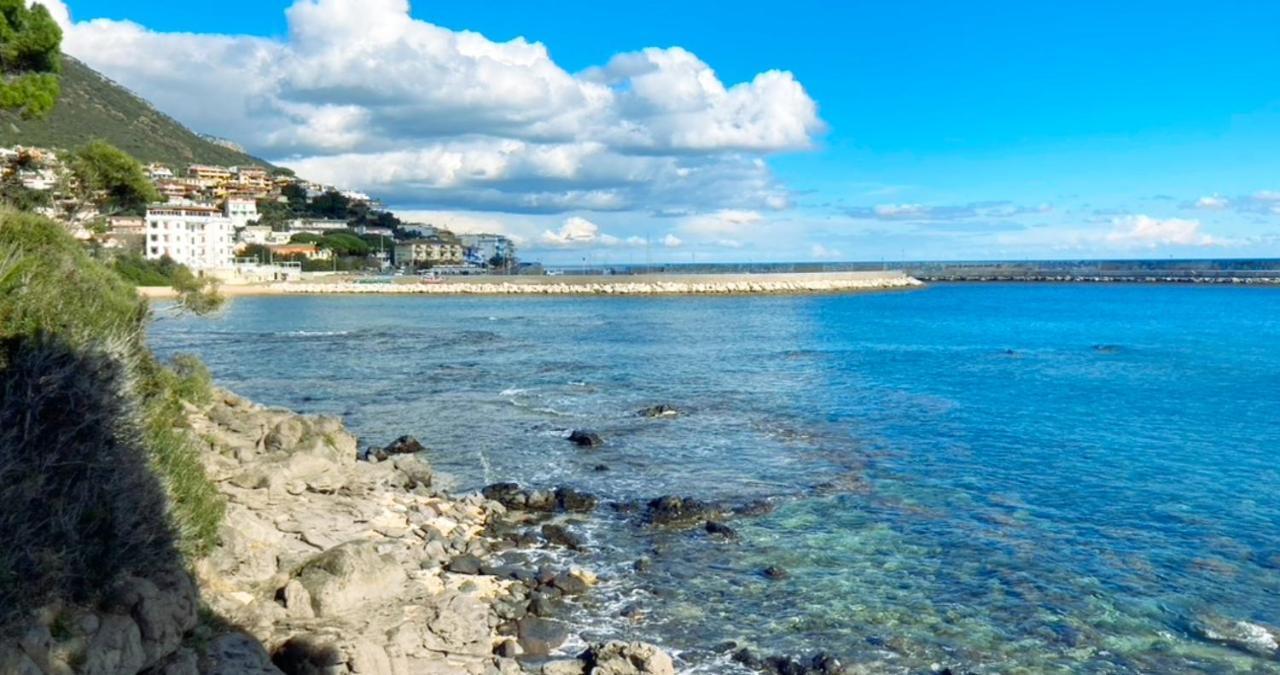 Appartamento Perla Bianca, Con Wifi E Air Con Cala Gonone Buitenkant foto